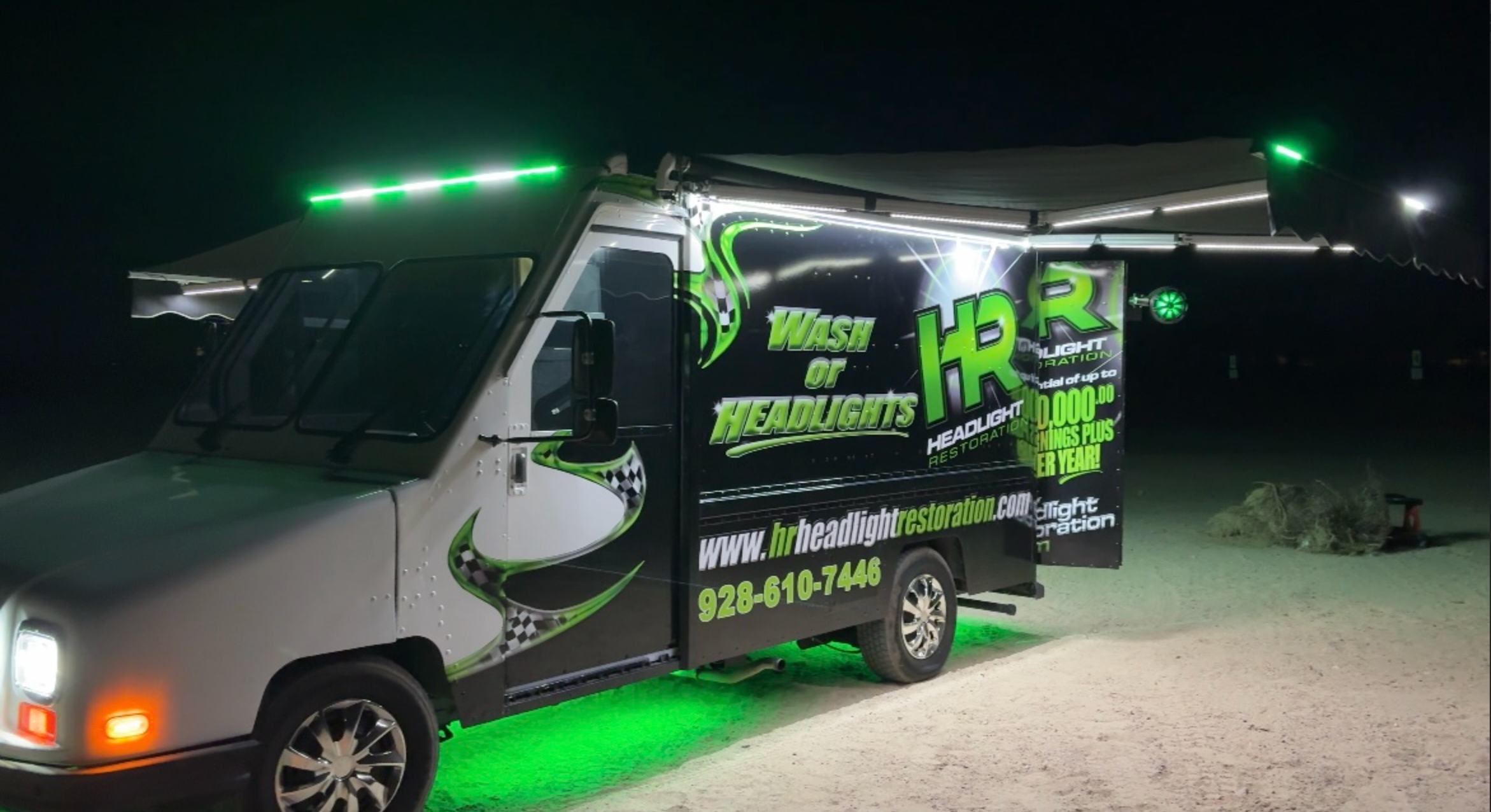 HR HEADLIGHT RESTORATION WASH TRUCK